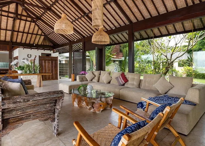 Aamisha Villa